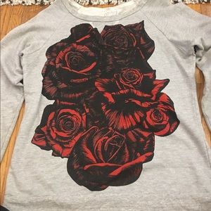 Rose pattern grey pullover sweater